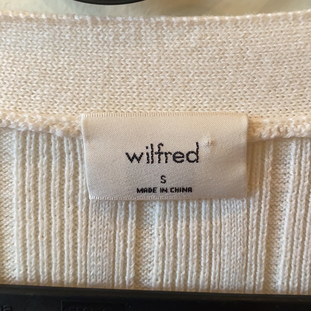 Aritzia x Wilfred Deep Plunge  Cream Ribbed V-Neck Button Cardigan - Picture 9 of 12